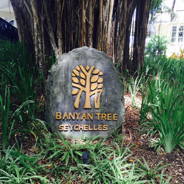 Foto tirada no(a) Banyan Tree Seychelles por Julia K. em 4/29/2016