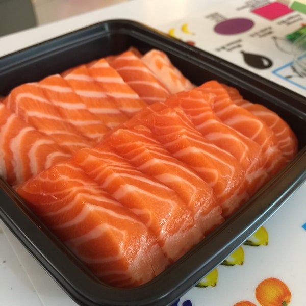 Fresh sashimi ! 😍