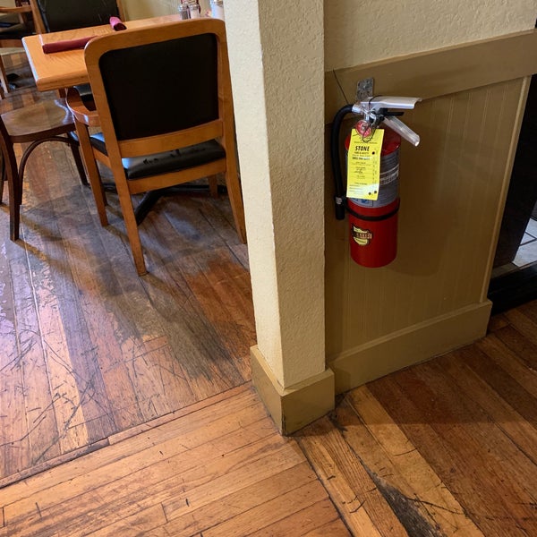 5/6/2019にAndrea M.がTierney&#39;s Cafe &amp; Tavernで撮った写真