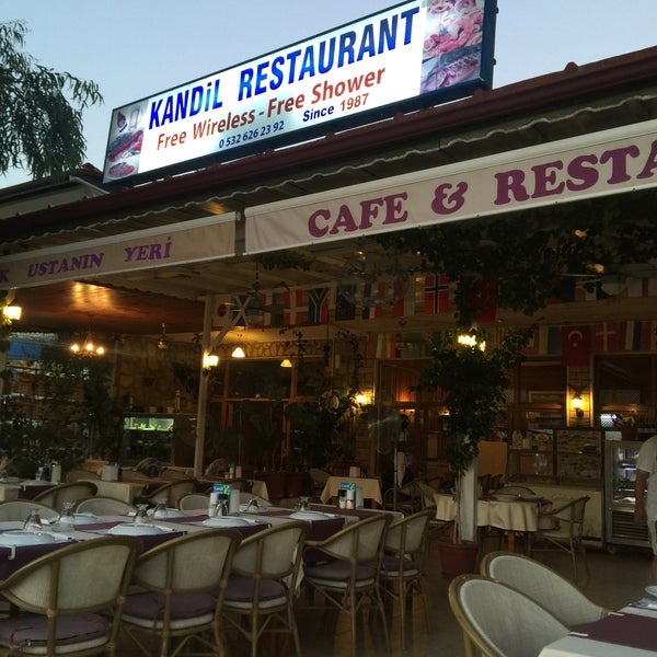 Foto tirada no(a) Kandil Restaurant Şafak Usta&#39;nın Yeri por Erdinç H. em 8/23/2016