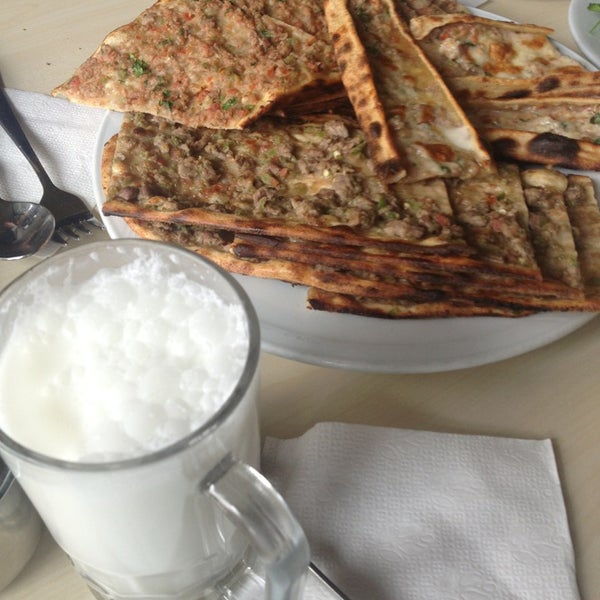 Cemo Etli Ekmek Pideci