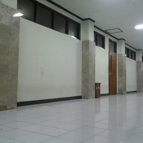 Gedung 5 kampus E univ. Gunadarma - Depok, Jawa Barat