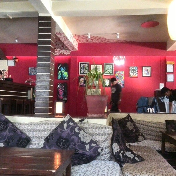 5/13/2014 tarihinde Сергей С.ziyaretçi tarafından Places Restaurant &amp; Bar'de çekilen fotoğraf