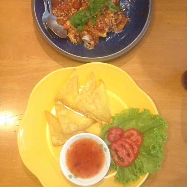 Zaa Restaurant (แม่ว่า) โครงการโฮมเพลส พัฒนาการ'da fotoğraflar