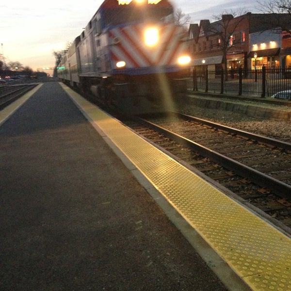 Metra Park Ridge Train Station in Park Ridge