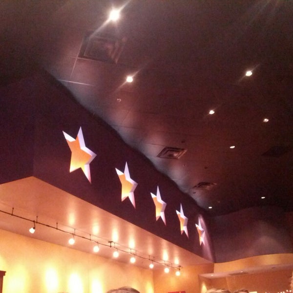 12/28/2013にAnthony M.がFive Star Burgerで撮った写真