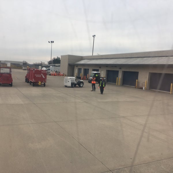 Foto scattata a University Park Airport (SCE) da John K. il 12/8/2017