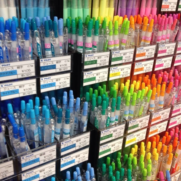 Photos At 伊東屋 銀座本店 仮店舗 Ito Ya Now Closed Paper Office Supplies Store In 銀座