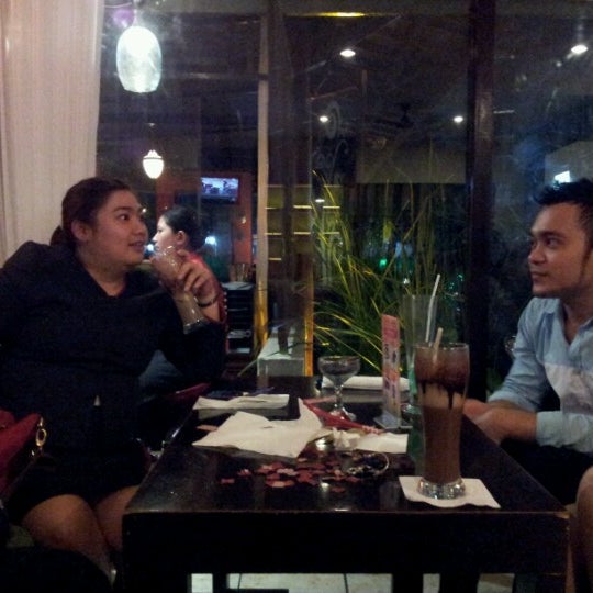 Photo taken at Cinnamon lounge by Adityanto B. on 10/31/2012
