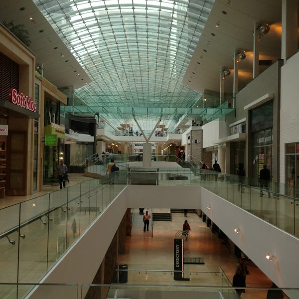 Das Foto wurde bei The CORE Shopping Centre von Mike S. am 3/12/2013 aufgenommen
