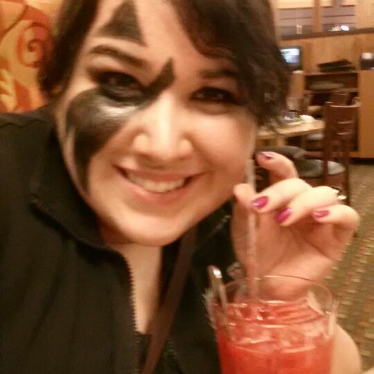 Photo taken at Shari&#39;s Cafe and Pies by Lucky on 1/16/2013