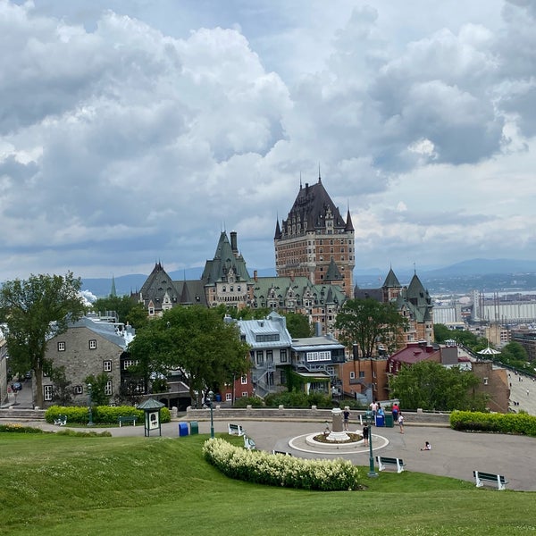 Parc du BastiondelaReine Park