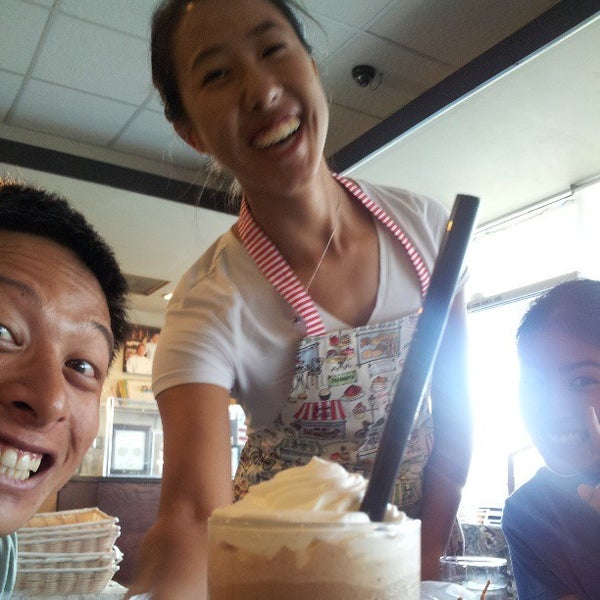 6/5/2013 tarihinde Ji-sub C.ziyaretçi tarafından Big Joy Family Bakery'de çekilen fotoğraf