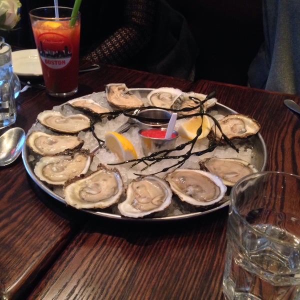 Снимок сделан в Rabia&#39;s Seafood/Oyster Bar &amp; Italian Restaurant пользователем Hamid A. 1/18/2015