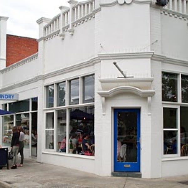 Coin Laundry Cafe 34 tips