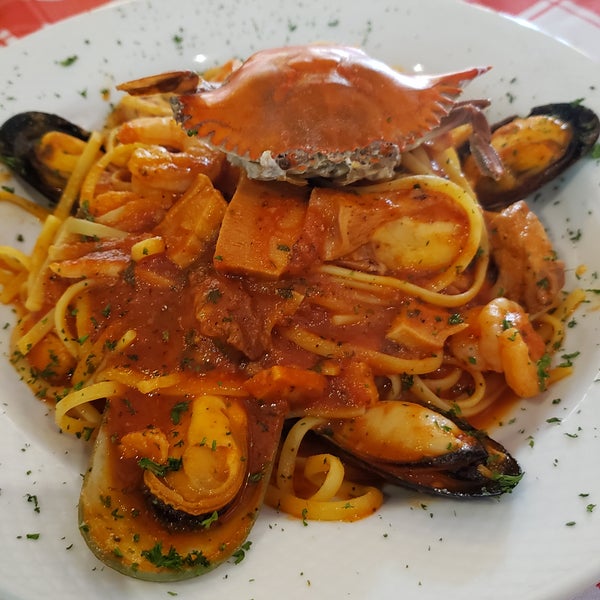 3/10/2019 tarihinde Giuseppe C.ziyaretçi tarafından Restaurante Pizzería Da Domenico'de çekilen fotoğraf
