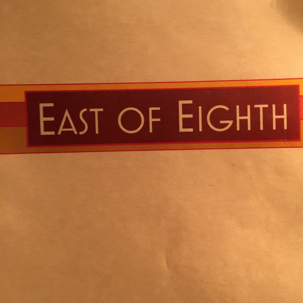 Foto tirada no(a) East of Eighth Restaurant por Iram G. em 7/6/2016