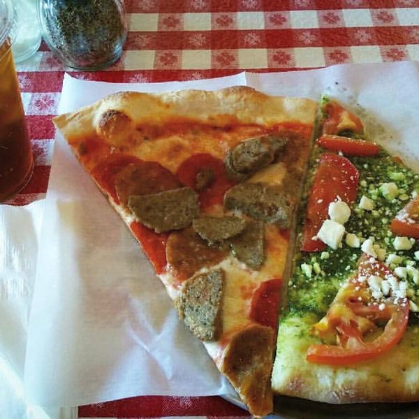 Photo taken at La Rocco&#39;s Pizzeria by Bob Y. on 9/10/2015