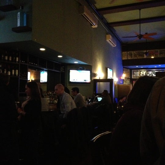 11/18/2012にJorge M.がGlobe Bar &amp; Cafeで撮った写真