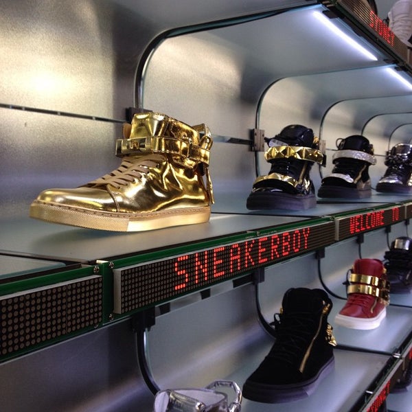 sneakerboy outlet
