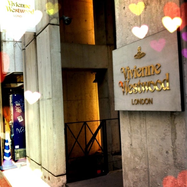 Vivienne Westwood 心斎橋店 Boutique In 大阪市