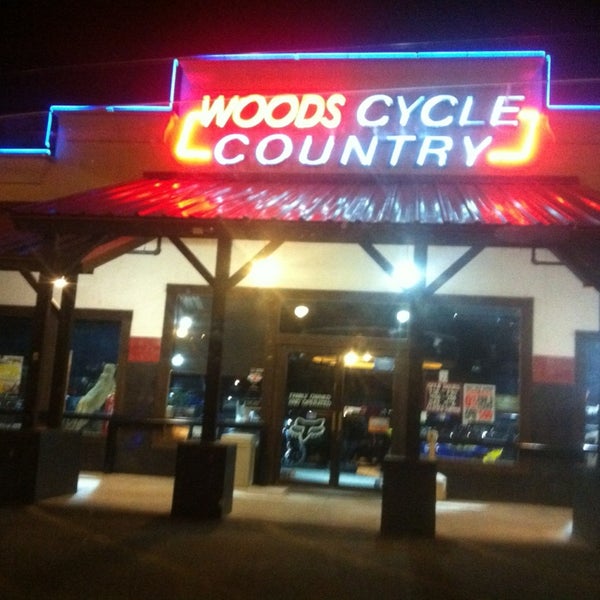 Photo taken at Woods Cycle Country by OMAR R. on 2/28/2013