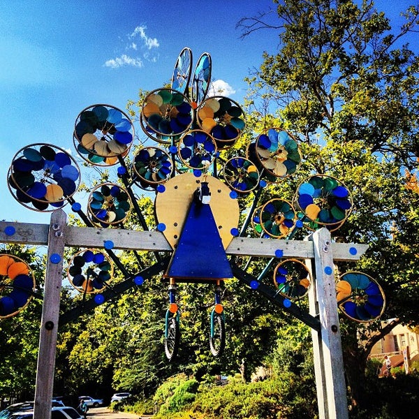 Orinda Community Park 1 tavsiye