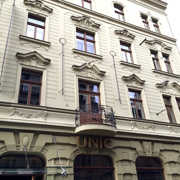 Foto tirada no(a) Hotel UNIC Prague por Maarten d. em 9/5/2016