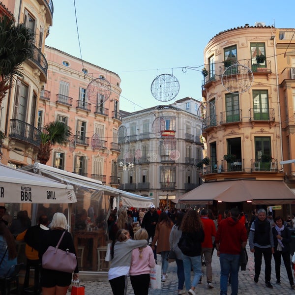 Calle Granada Road in Málaga