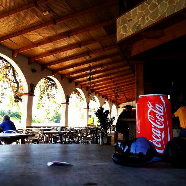 Das Foto wurde bei Restaurante Los Caballos von David A. am 9/18/2013 aufgenommen