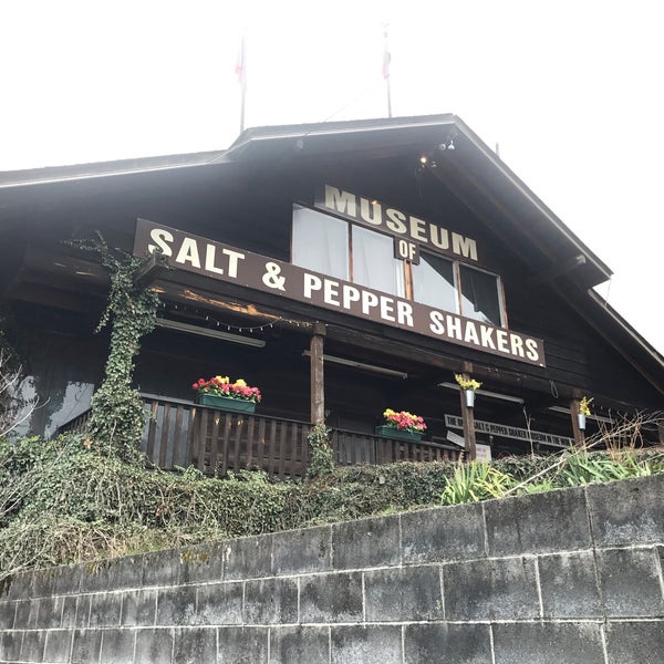 Photo taken at Salt &amp; Pepper Shaker Museum by Michael B. on 2/19/2017