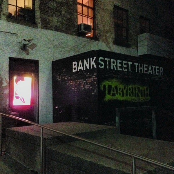 12/1/2013 tarihinde Christopher C.ziyaretçi tarafından Labyrinth Theater Company'de çekilen fotoğraf
