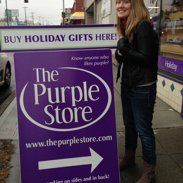 Photo taken at The Purple Store by Francy T. on 12/21/2013