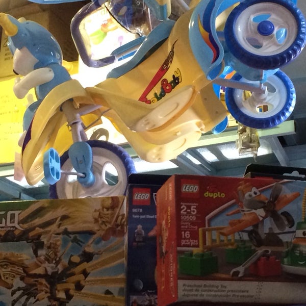 jugueteria en felipe vallese