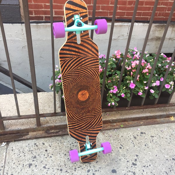 Hands down the best longboard shop in NYC. Staff is extremely helpful, knowledgeable and friendly. They've got something in stock for every kind of rider!
