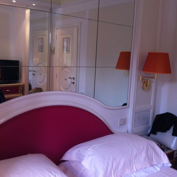 รูปภาพถ่ายที่ Grand Hotel Des Bains โดย Valentina เมื่อ 9/21/2013