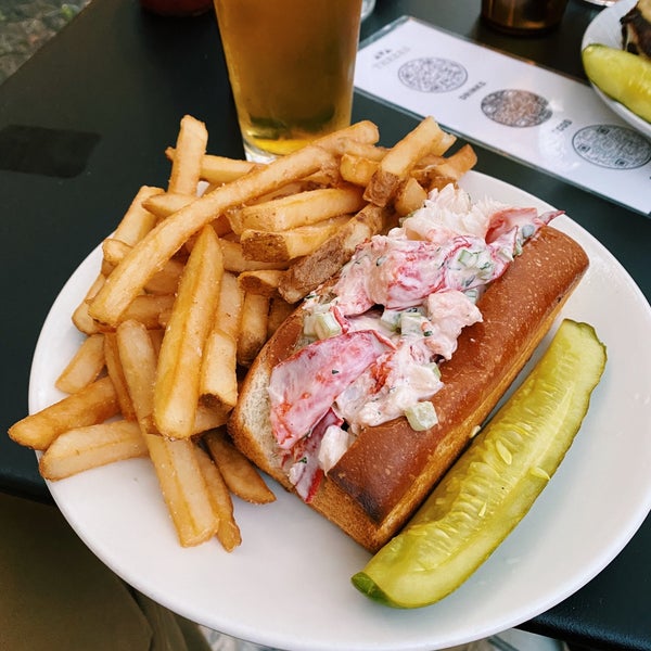 They rotate restaurants to do kitchen pop-ups; really good lobster roll while Greenpoint Fish was the one.