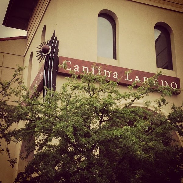 Photo taken at Cantina Laredo by Rafik F. on 4/18/2014