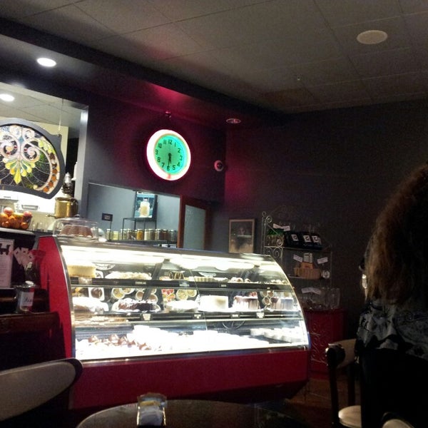 2/15/2013 tarihinde marguerite c.ziyaretçi tarafından B&amp;O Espresso'de çekilen fotoğraf