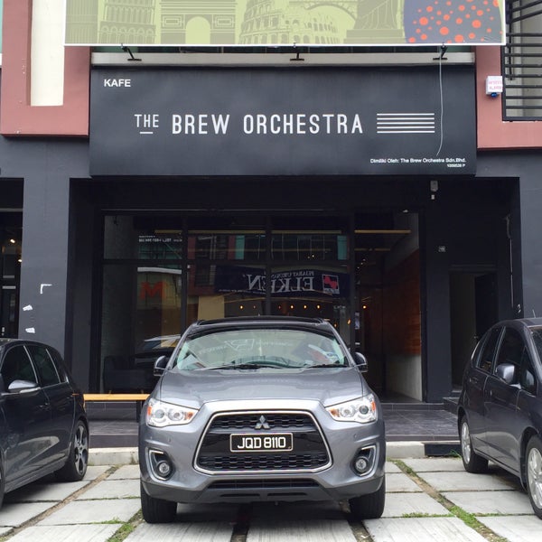 Photo taken at The Brew Orchestra by gerard t. on 12/30/2014