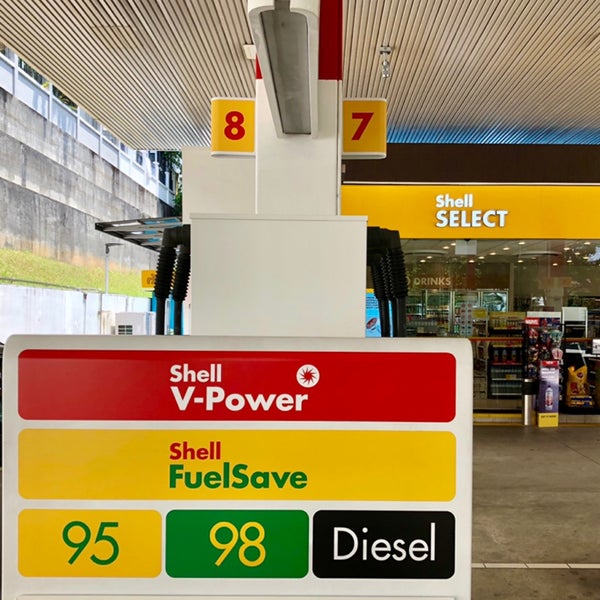 Shell Select Convenience Store In Bukit Timah