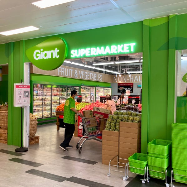 giant supermarket opening hours chinese new year