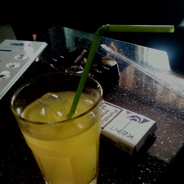 Cosmo bar. Cosmo bar