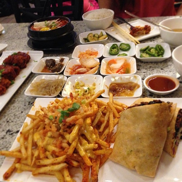 Photo taken at Burnt Rice Korean Restaurant by Johnny W. on 6/22/2013