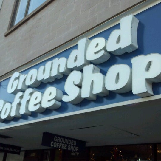 Foto tirada no(a) Grounded Coffee por Jacquelyn A. em 12/23/2012