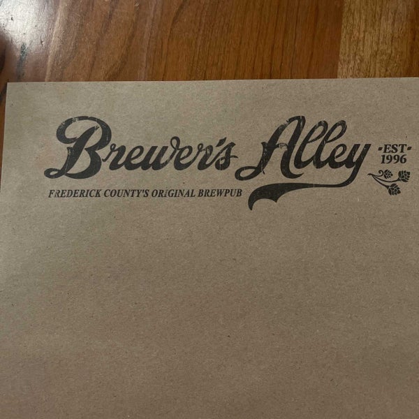 รูปภาพถ่ายที่ Brewer&#39;s Alley โดย Mark A. เมื่อ 12/30/2021