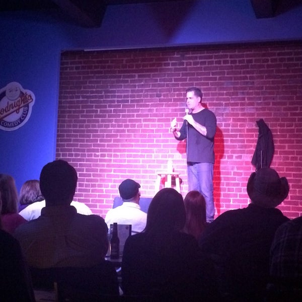 Foto tomada en Goodnight&#39;s Comedy Club &amp; Restaurant  por Corey W. el 2/21/2014