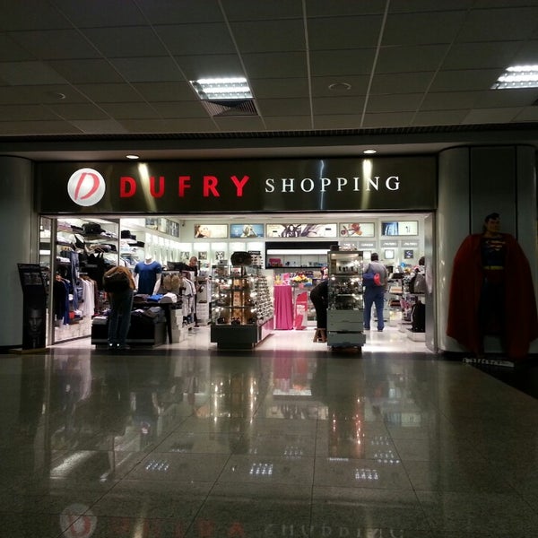 Photo taken at Dufry Shopping by Flávio José D. on 3/10/2013