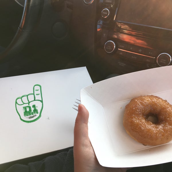 Эффект в инстаграме Donuts