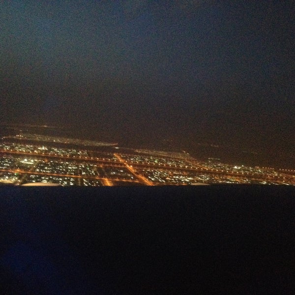 Foto tomada en Zayed International Airport (AUH)  por Seska M. el 5/8/2013